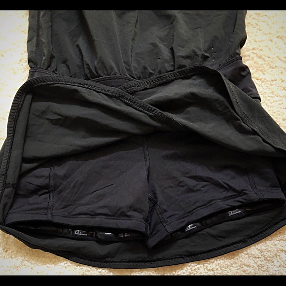Lululemon Run For Your Money Black Romper, Size 2 - Picture 4 of 7